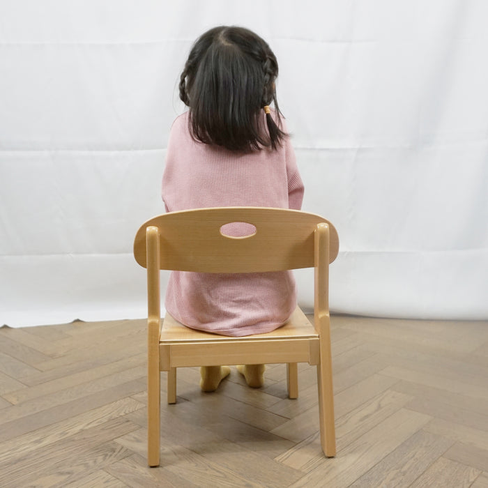 66年も保育の椅子に向き合い続けた職人集団が作る逸品 チェアーココナ