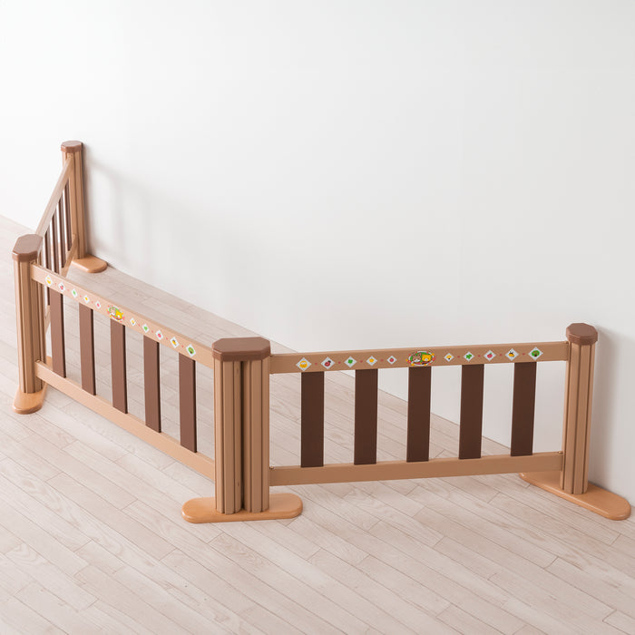 手軽なプラスチック製サークル 室内用さくっ子 ブラウン