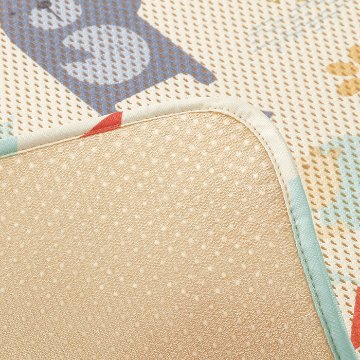 冬は暖かく、夏は涼しい　メッシュクッションマット　(1.4×2m、防炎)