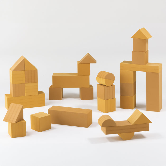 やわらかく丈夫な大型ブロック　スーパーフォーミング(ブラウン、32個組)