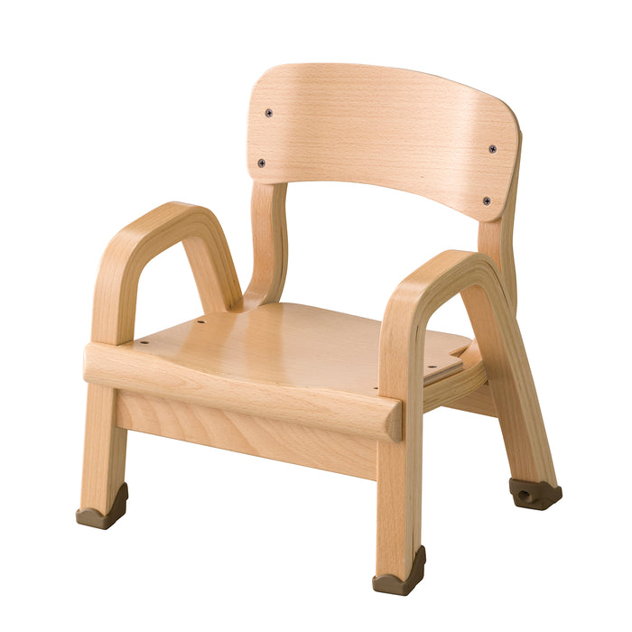 66年も保育の椅子に向き合い続けた職人集団が作る逸品 チェアー・ルーア