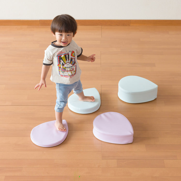 お天気がモチーフのクッション遊具　ウェザークッション(全4種)